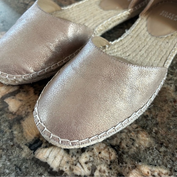 NEW $140~Eileen Fisher~LALA Gold Leather Ankle Strap Espadrille Flats~8/8.5 - Picture 6 of 11